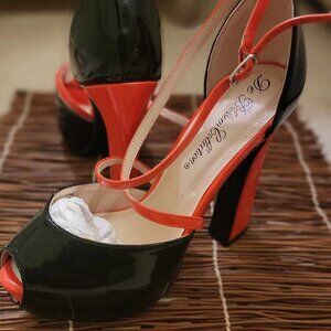 Oh I Wanna Dance With Somebody De Blossom Platform